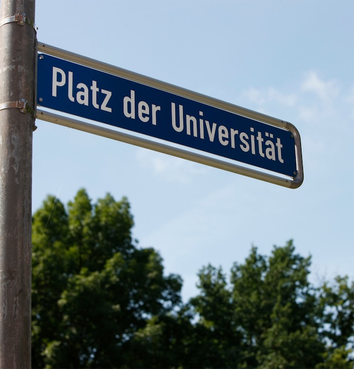 10x10_Platz_der_Uni