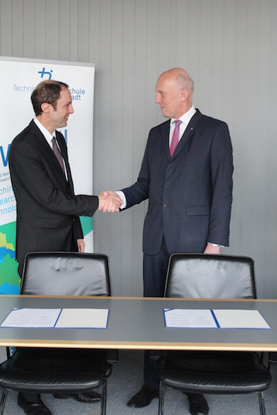 Unterzeichnung_IAE_deutsch-brasilianisch