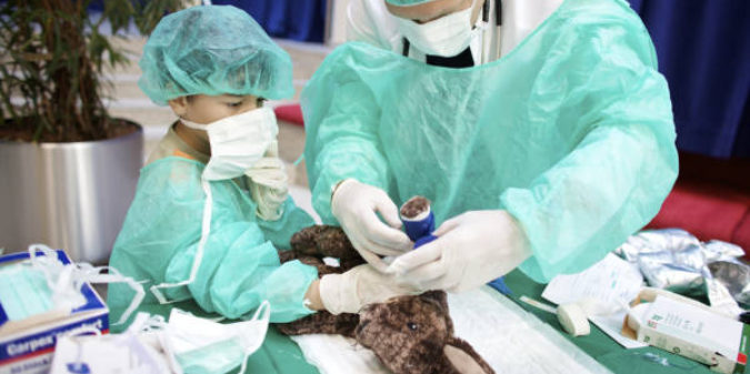 Teddybär-Krankenhaus der Universität Witten/Herdecke