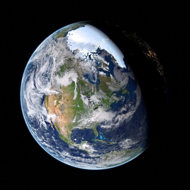 Foto: AlexAntropov86 / Pixabay (https://pixabay.com/de/photos/erde-planet-atmosphäre-raum-kosmos-2113656/) Foto: AlexAntropov86 / Pixabay (https://pixabay.com/de/photos/erde-planet-atmosphäre-raum-kosmos-2113656/)