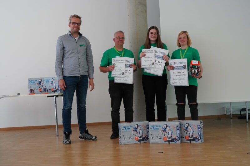 Rückblick ROBOCOM 2023, Siegerteam „GymStolzBot“, Stolzenau; Foto: WH / Katharina Reinert